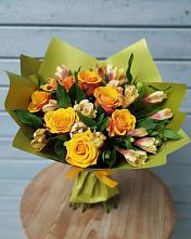 Букет цветов из:  Альстромерии и Розы в Рощино