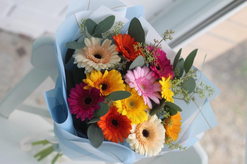 Букет цветов из: Герберы в Рощино