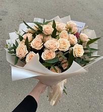 Букет Кремовые розы Латте в Рощино
