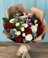 Букет цветов из:  Розы и Альстромерии в Рощино