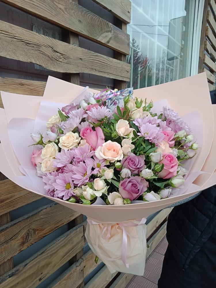 Букет цветов из: Розы и Хризантемы в Рощино