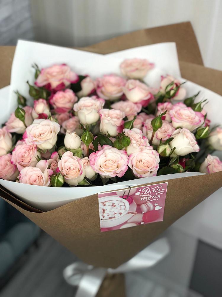 Букет цветов из: Розы в Рощино