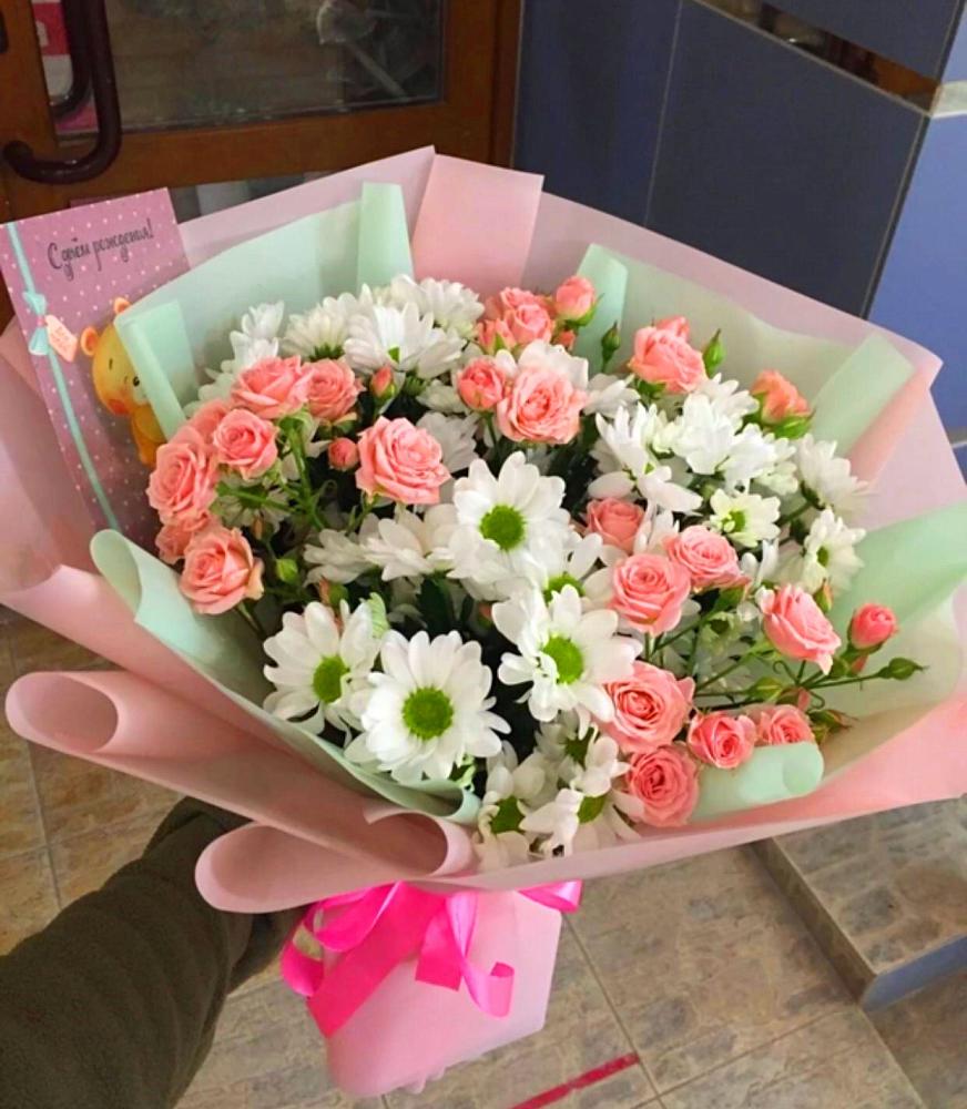 Букет цветов из: Розы и Хризантемы в Рощино