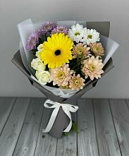 Букет цветов из:  Розы, Герберы и Хризантемы в Рощино
