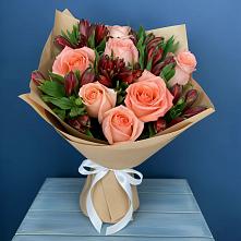 Букет цветов из:  Розы и Альстромерии в Рощино