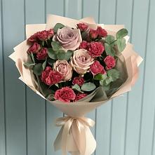 Букет цветов из:  Гвоздики и Розы в Рощино